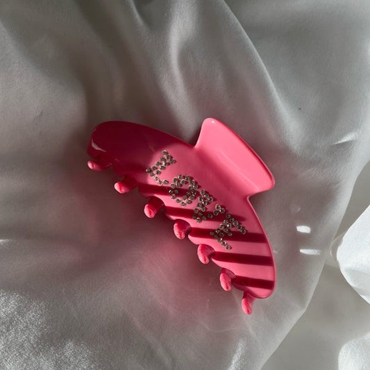 LOVE CLIP